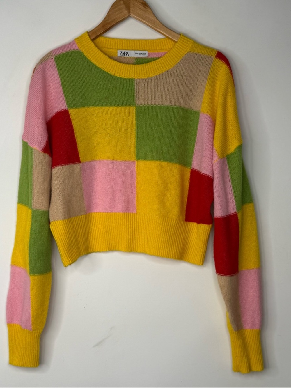 ZARA Multicolor Colorblock Crewneck Sweater Yellow, Pink, Green & Red Size M - Picture 2 of 9
